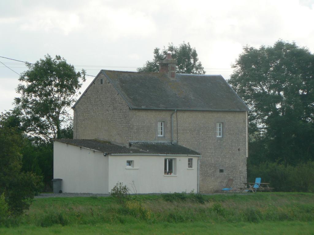 Gite de l'Aure Trevieres Extérieur photo